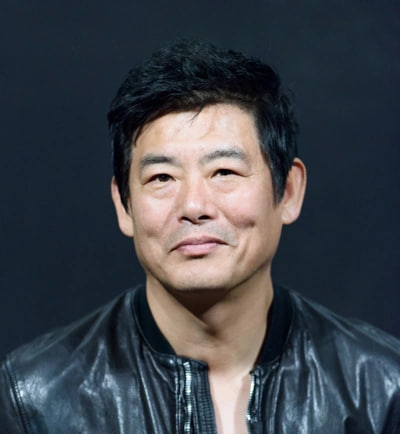 Sung Dong-il